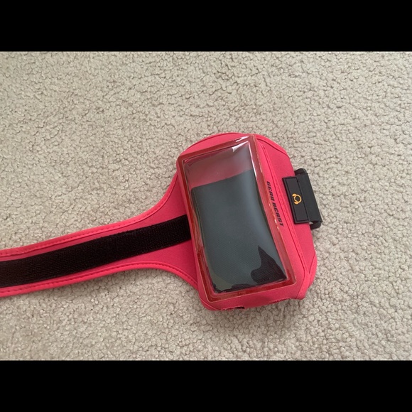 Gear Beast Running Armband for IPhone 6 - Picture 3 of 8